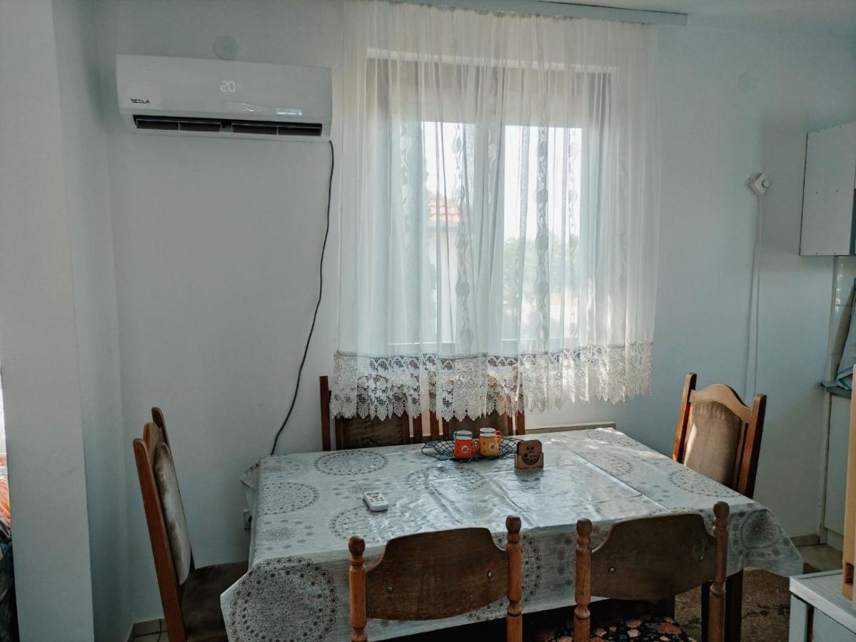 Cozy House Cvetkovic Villa Ni Buitenkant foto