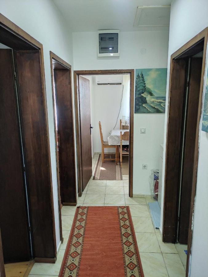 Cozy House Cvetkovic Villa Ni Buitenkant foto